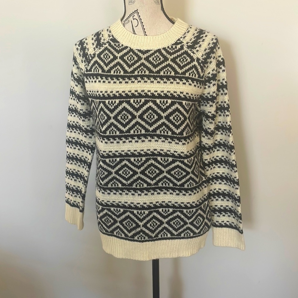 CUTE SKI WEEKEND SWEATER
